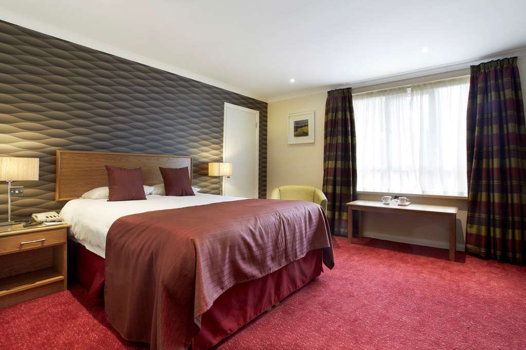 The Manor House At Celtic Manor Hotel Нюпорт Стая снимка